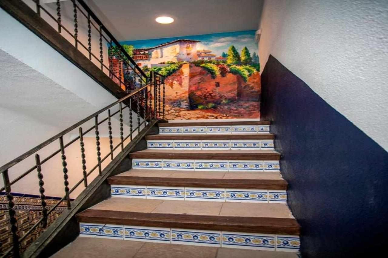 Hostal Viena Plaza Nueva Granada Buitenkant foto